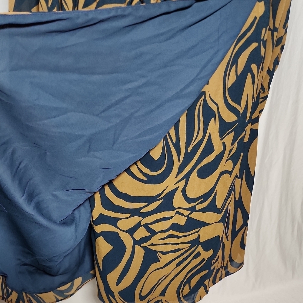Dress Forum Abstract Patterned Long Sleeve Dress in Blue and Tan - Picture 7 of 10